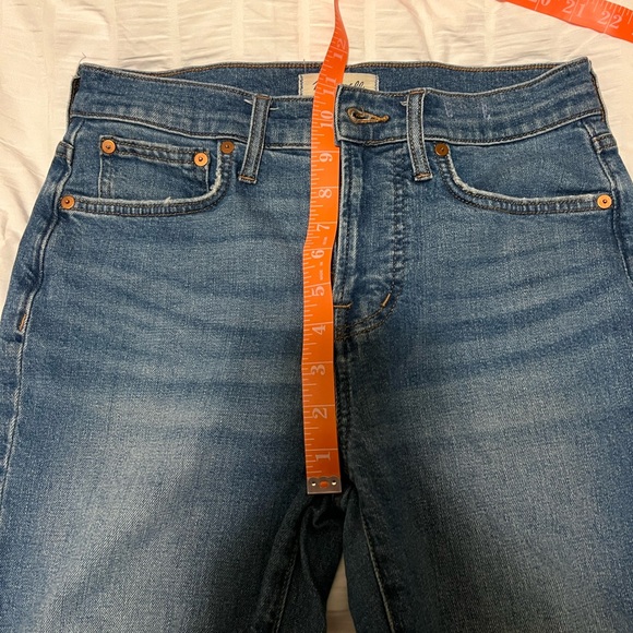 SOLD Madewell The Perfect Vintage Crop Jean with Knee Rips - Size 27P - Picture 13 of 13